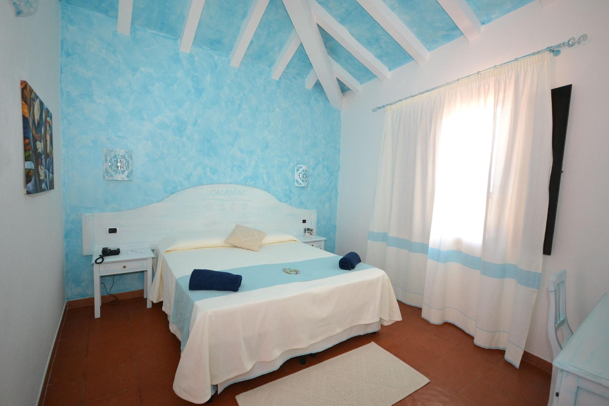 Felix Hotels - Galanias Hotel & Retreat Бари-Сардо Экстерьер фото